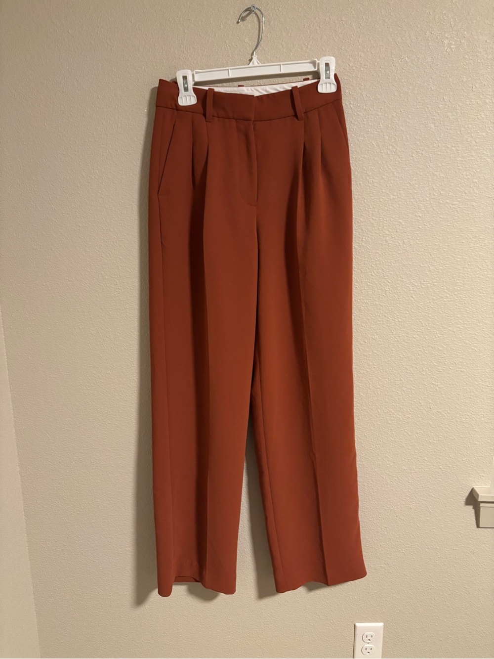 Aritzia Wilfred The Effortless Pant